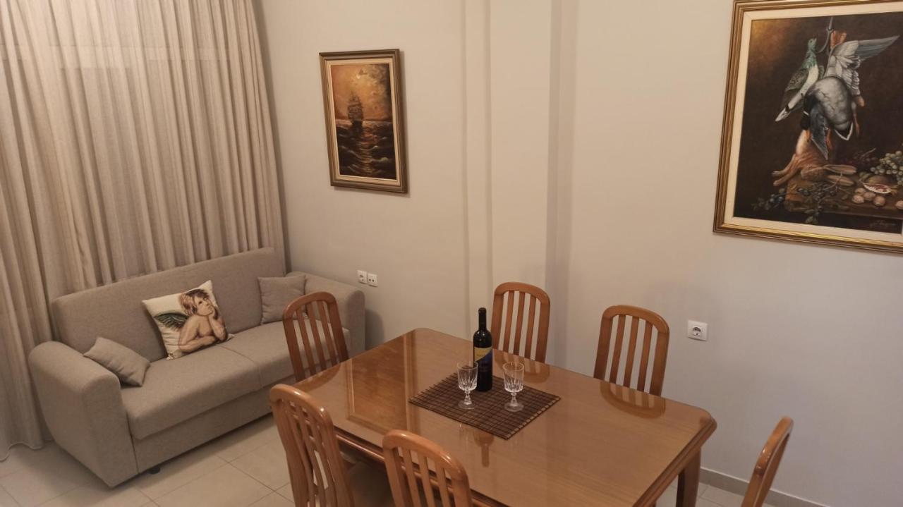 Agathi'S House Apartment Preveza Bagian luar foto