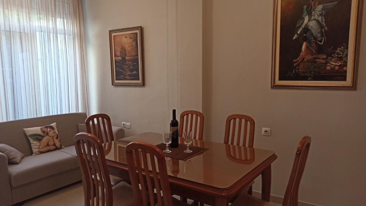 Agathi'S House Apartment Preveza Bagian luar foto