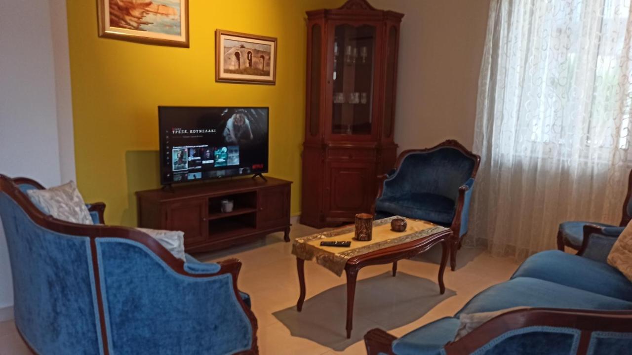 Agathi'S House Apartment Preveza Bagian luar foto