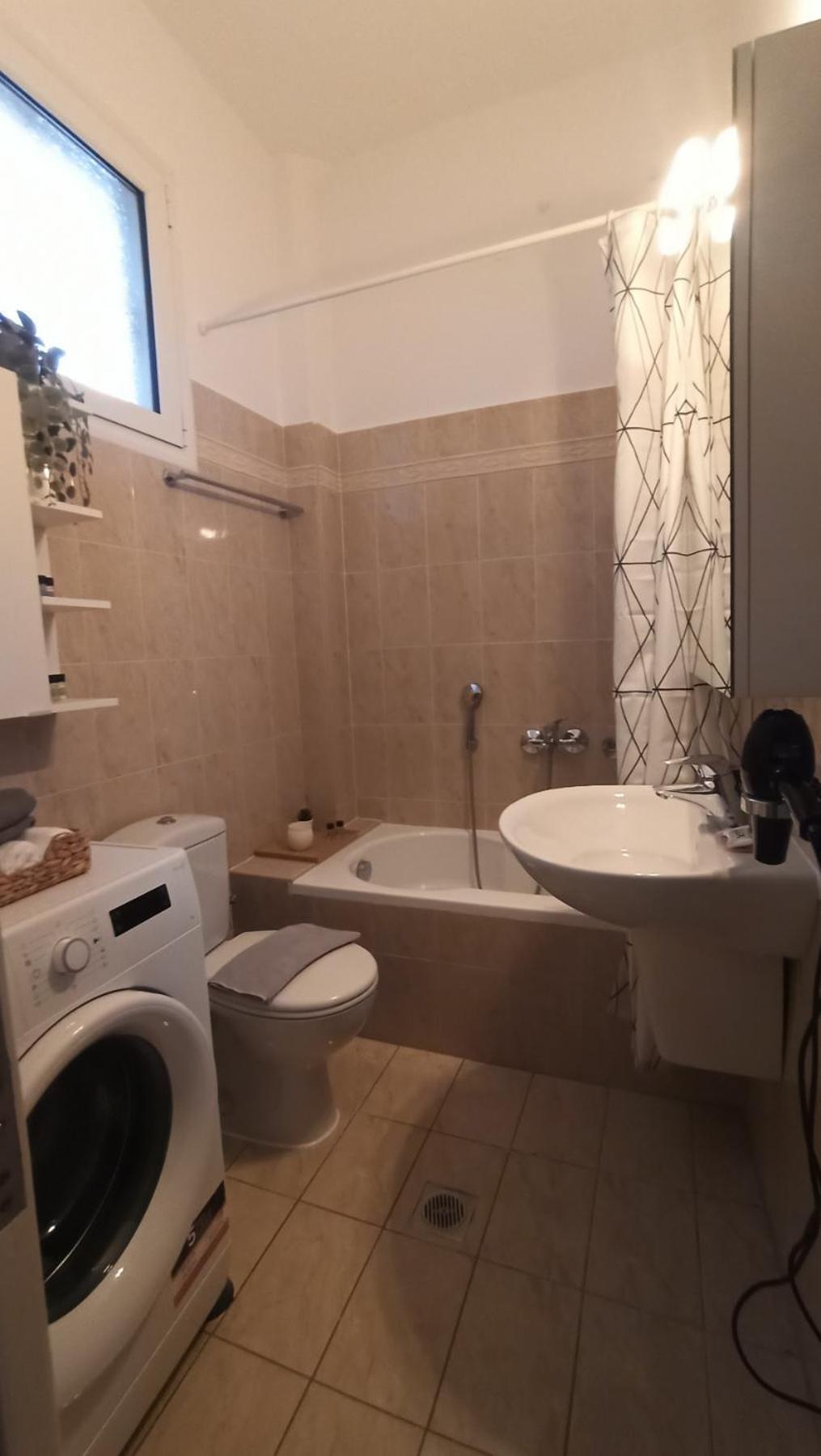 Agathi'S House Apartment Preveza Bagian luar foto