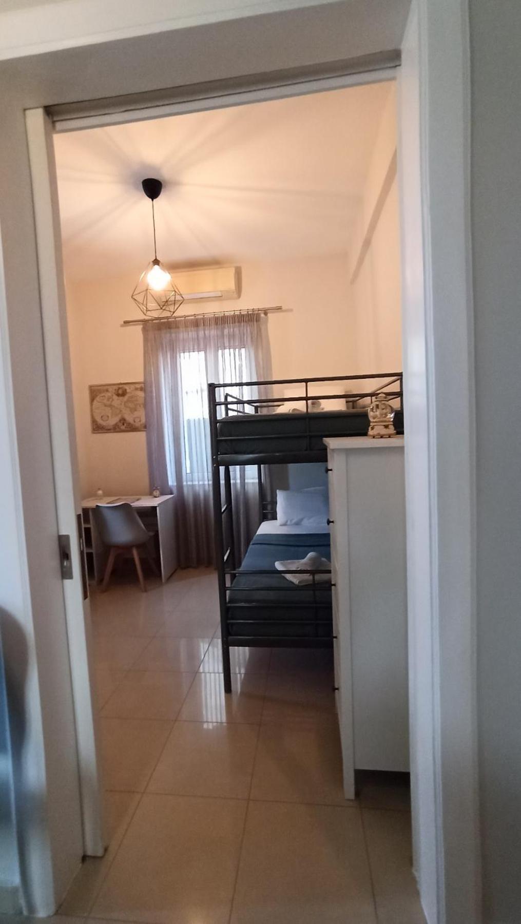 Agathi'S House Apartment Preveza Bagian luar foto